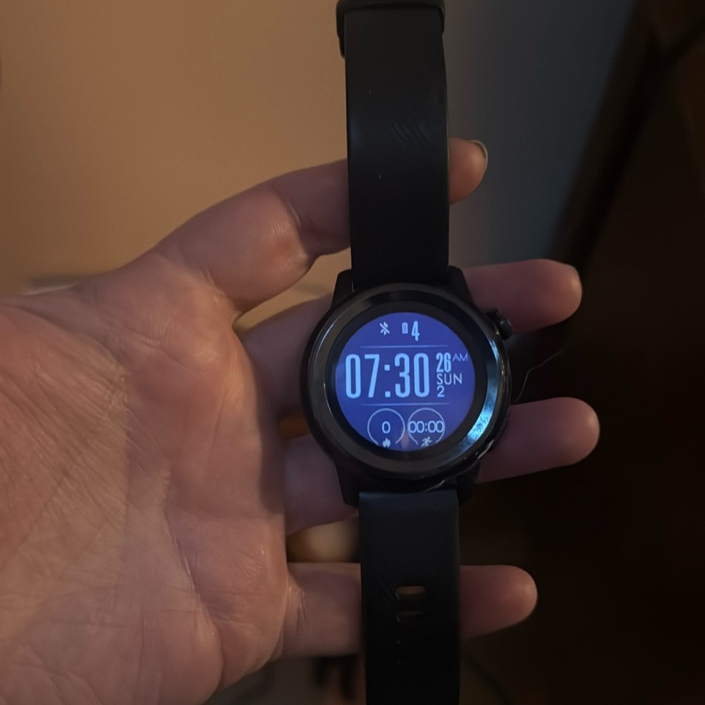 COROS APEX 42mm sport watch